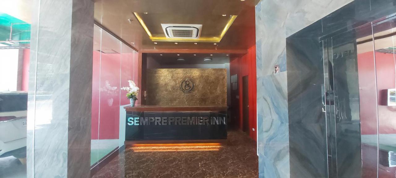 Sempre Premier Inn - Mactan Airport Hotel Мактан Екстериор снимка
