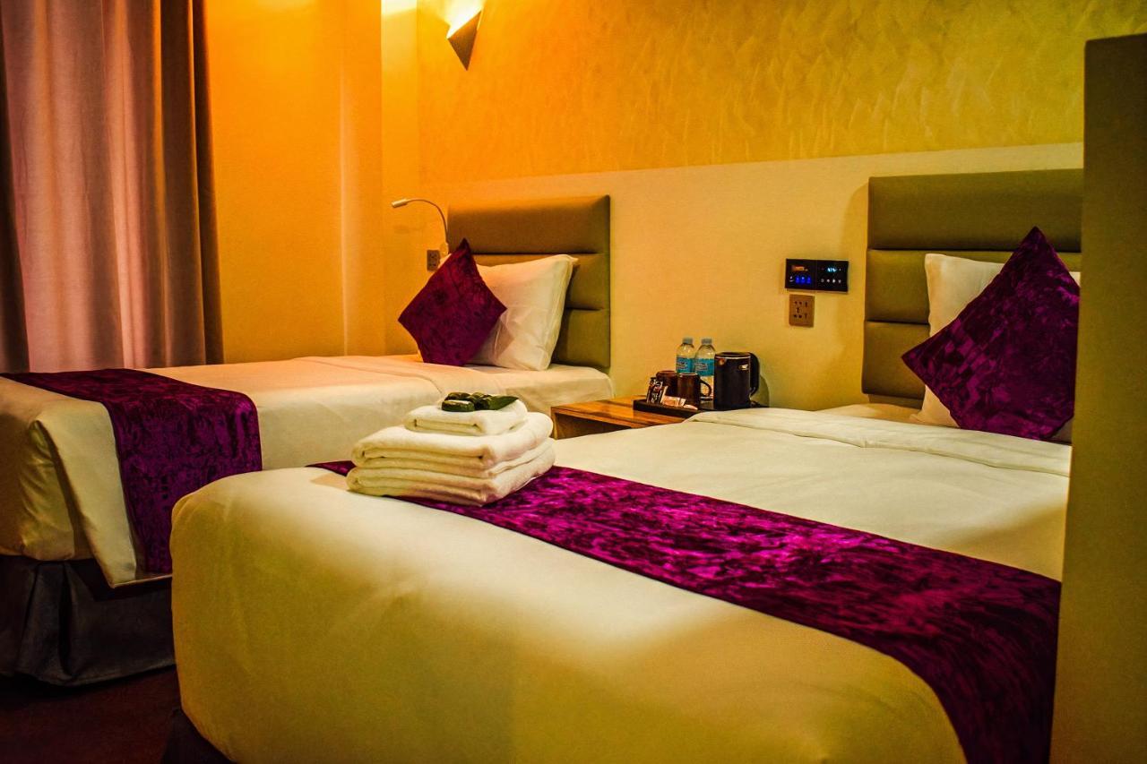 Sempre Premier Inn - Mactan Airport Hotel Мактан Екстериор снимка