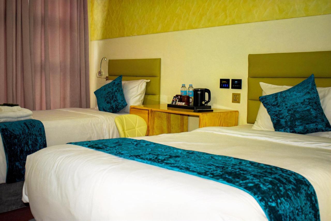 Sempre Premier Inn - Mactan Airport Hotel Мактан Екстериор снимка