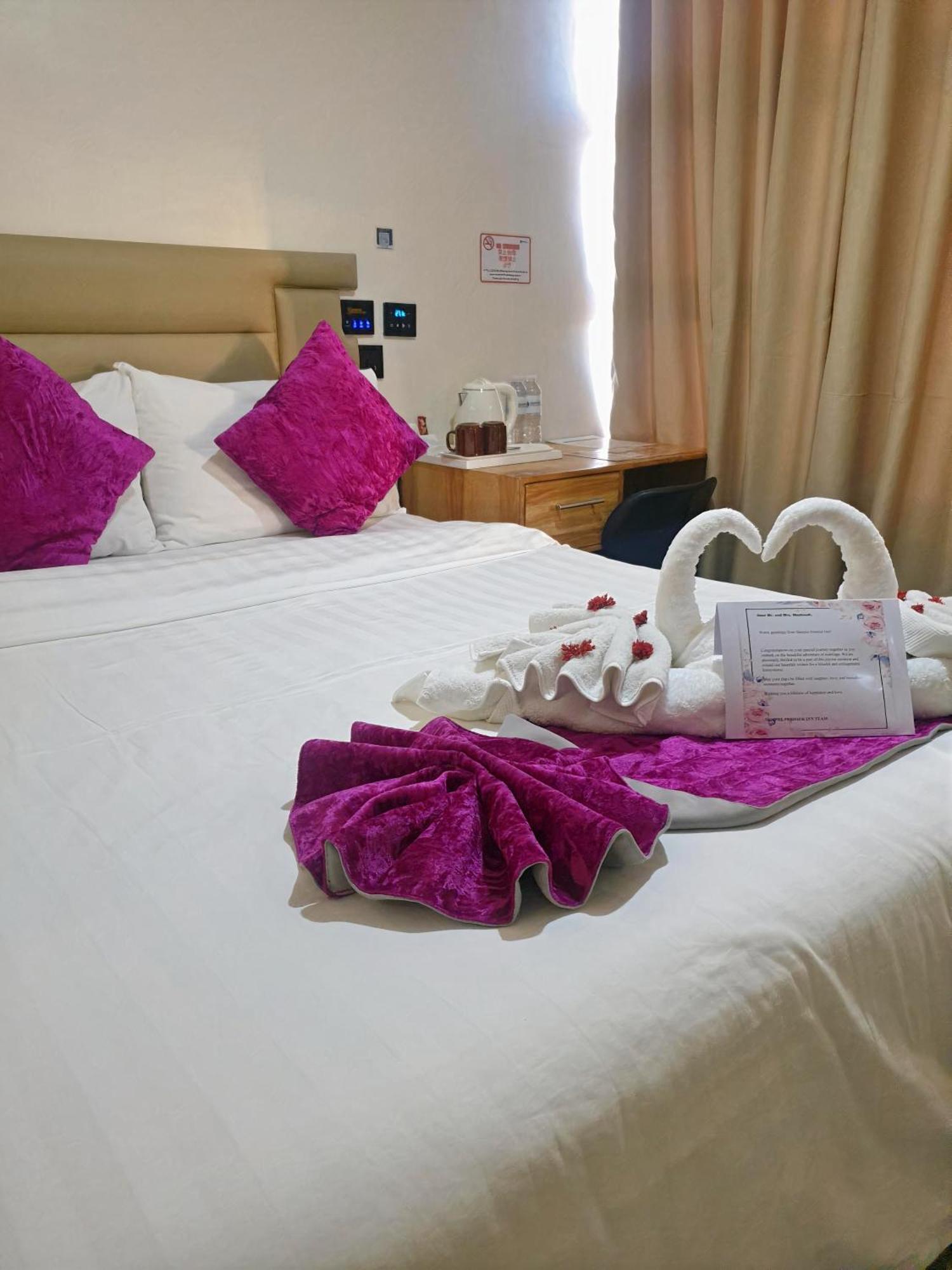 Sempre Premier Inn - Mactan Airport Hotel Мактан Екстериор снимка