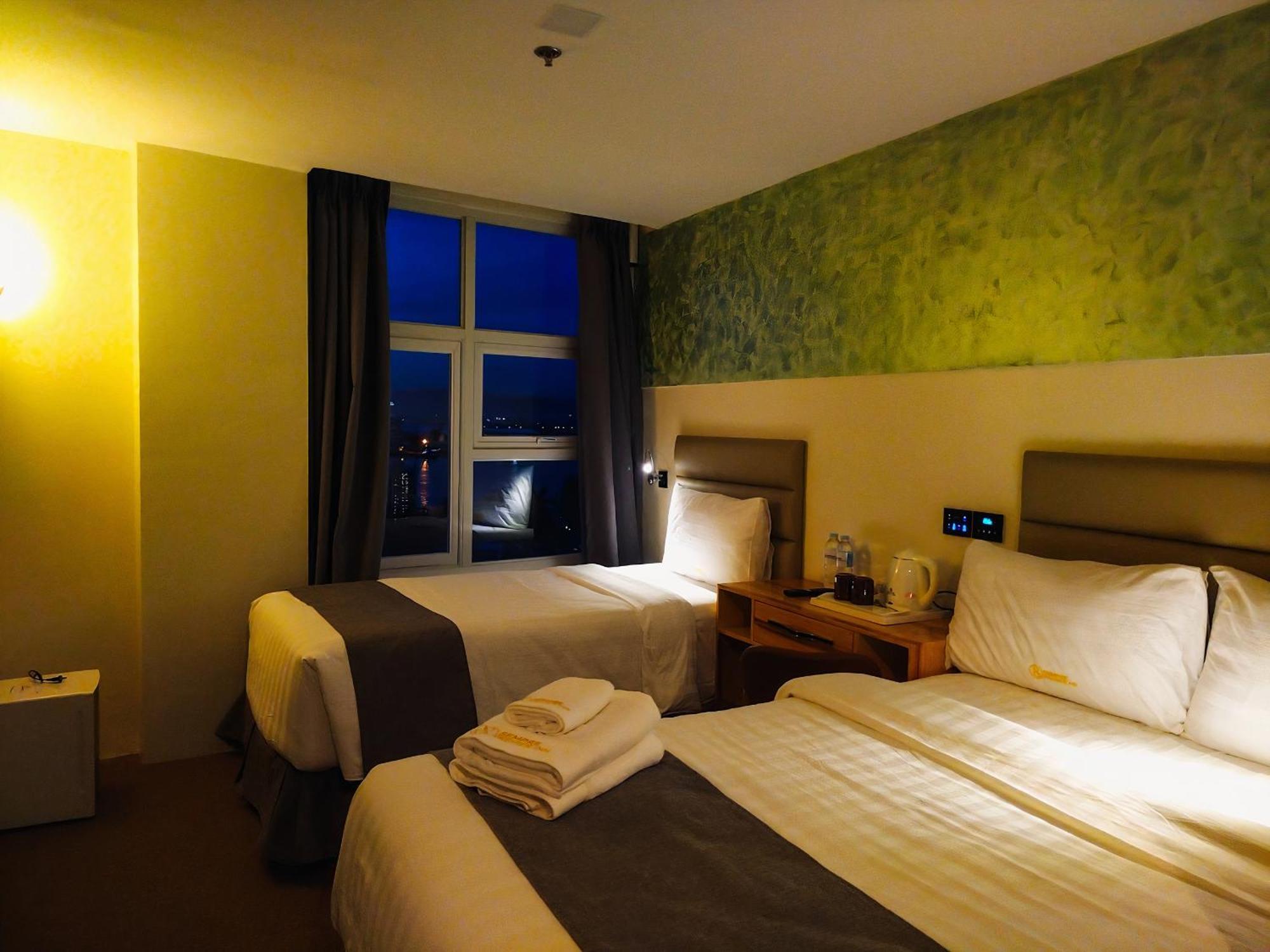 Sempre Premier Inn - Mactan Airport Hotel Мактан Екстериор снимка